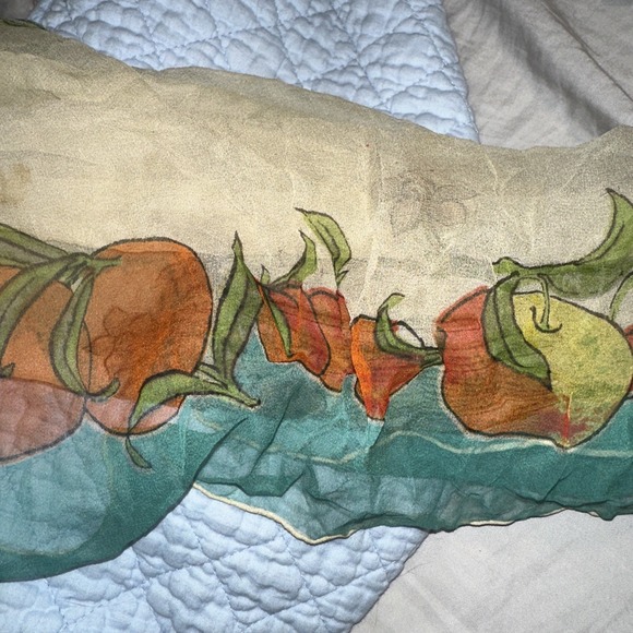 Top Hit Vintage Fashion Baar & Beards Hand Rolled Shortie Scarf Pure Silk Grapes - Picture 6 of 9